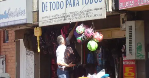 CACHARRERIA & MISCELANEA DE TODO PARA TODOS CACHARRERIA & MISCELANEA DE TODO PARA TODOS